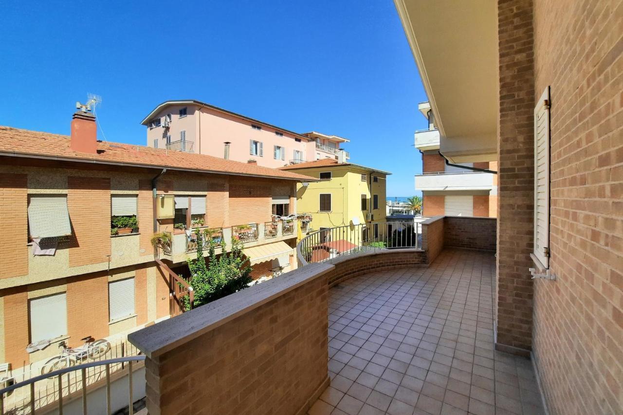 Appartamento Aurora - Myho Casa Porto San Giorgio Exteriör bild
